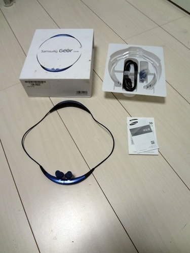 ネックレス型 Bluetoothヘッドセット Gear Circle