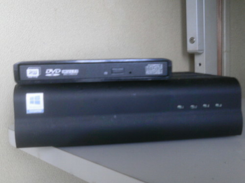 小型PC  Windows10 Professional 32bit完買済み