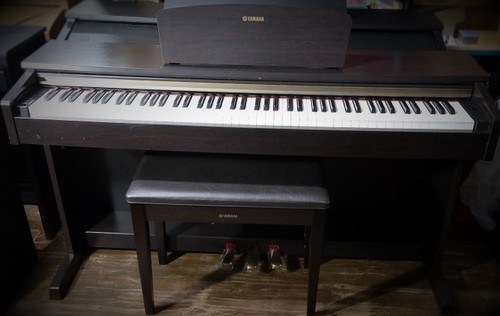 ヤマハ 電子ピアノ SCLP-320 2009年製 32,800円 umbandung.ac.id