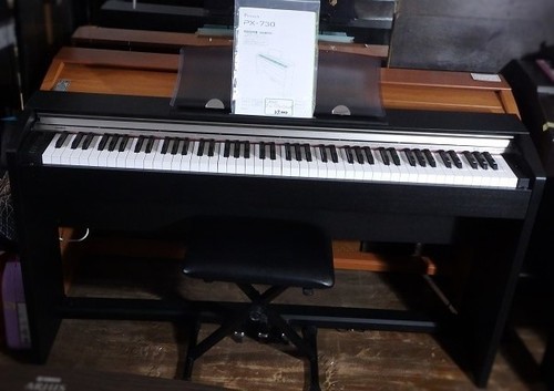 カシオ　電子ピアノ　PX-730　2009年製　27,000円