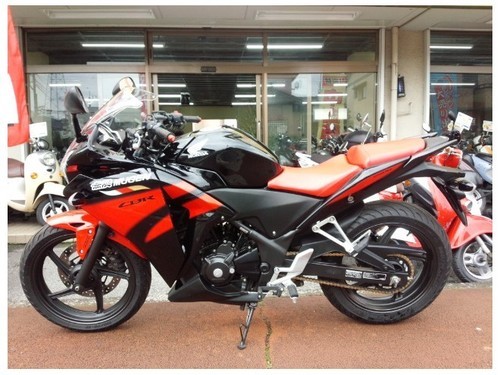 ご成約ありがとうございます No 959 Cbr250r Abs 無限仕様 0台限定車 Etc付き ブリップヒーター付き 彡 アットバイク 鳩ヶ谷のホンダの中古あげます 譲ります ジモティーで不用品の処分