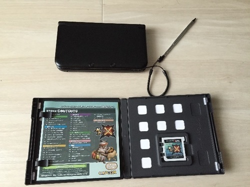 NINTENDO 3DS  LL 黒 10,000円