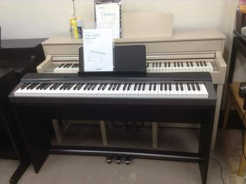 カシオ　PX-130BK　2009年製　　￥22,000－