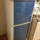【シャープ】2ドア冷蔵庫140L 青×白 （2004年製）SJ-...