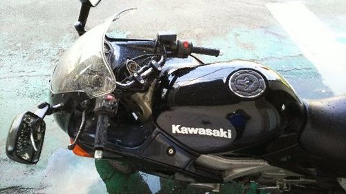 カワサキ zzr400