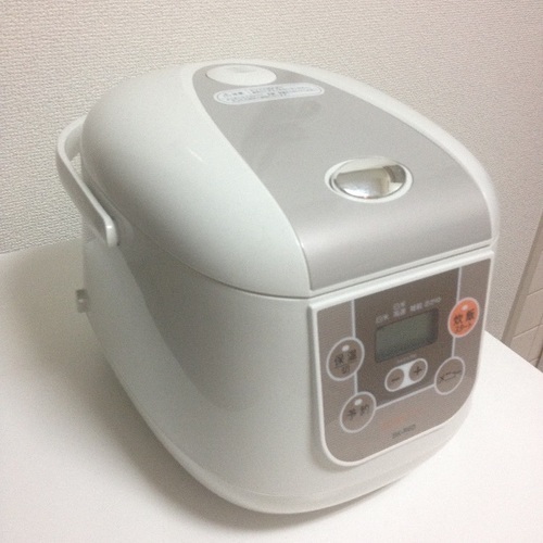 3.5合炊き炊飯器＆くっつかないしゃもじ