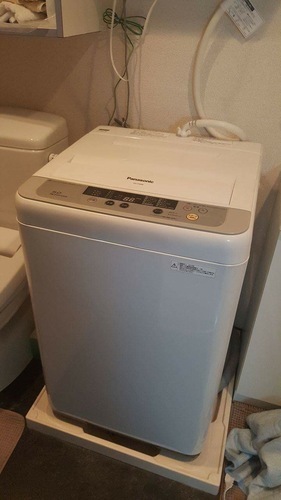 Panasonic 全自動洗濯機 47L 使用期間1年未満 キレイです。ワンルーム向き