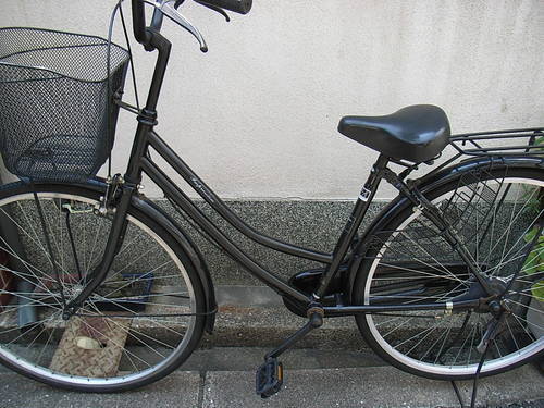 無料配達地域あり、26インチ、ブラックの整備したママチャリ中古自転車を自転車出張修理店グッドサイクルが出品