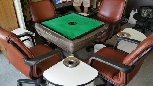 全自動雀卓機 ジャンク品 椅子4つ サイドテーブル4つセット 全