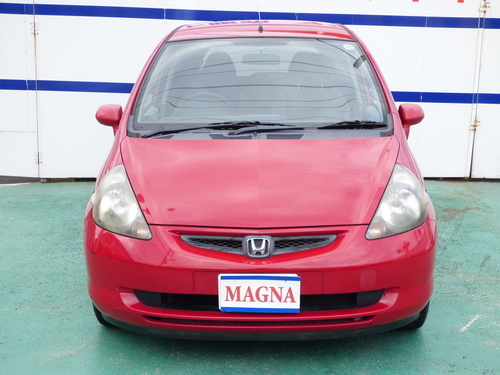 このままお乗りだしｏｋ ホンダ フィット レッド 車検ｈ２９年１０月 マグナオート株式会社 淵野辺のフィットの中古車 ジモティー