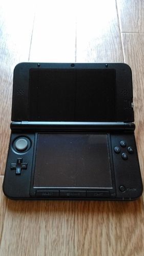 ３DS LL