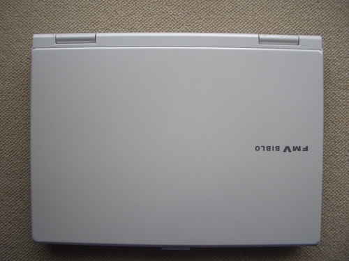 白いノートパソコン　FMV BIBLO NT50X 　すぐに使用できます