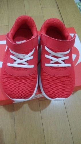 送料無料 Nikeナイキ タンジュンtvd 15cm赤2 3日使用 あんちょび 世田谷のキッズ用品 子供用シューズ の中古あげます 譲ります ジモティーで不用品の処分