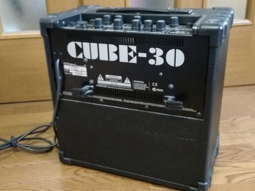 ギターアンプ ROLAND CUBE-30 美品