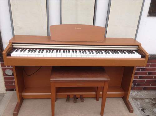 ヤマハ　YDP-151C　　￥30,000-