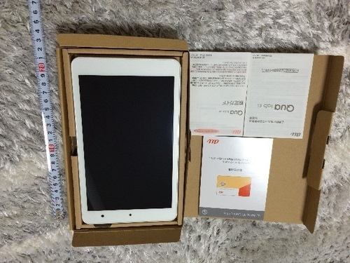 Qua tab 01 タブレット