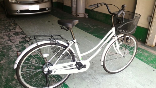美品白い自転車