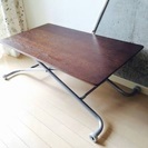 【無料】ニトリの昇降式テーブル