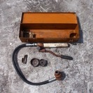 【亀倉精機　手動式パンチャー　中古品】