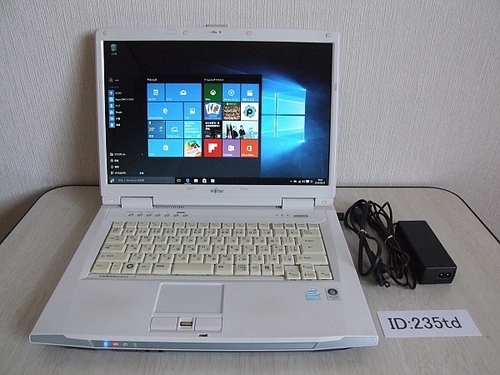 Fujitsu FMV-BIBLO NF50Y ノートパソコン