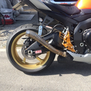 GSXR600用 AKRAPOVIC スリップオンマフラー