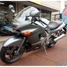 ご成約ありがとうございます。 NO.981 ZZR400 水冷4サイクル4気筒エンジン 後期モデル フルノーマル ☆彡 − 埼玉県