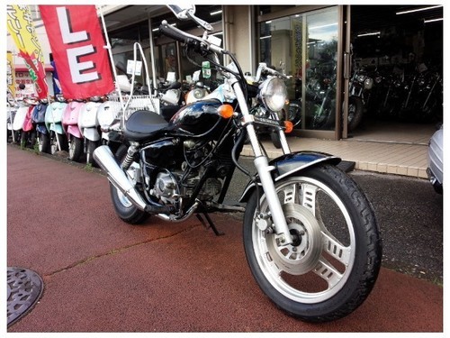 ご成約ありがとうございます。 NO.979 マグナ50 (MAGNA) 4サイクル マニュアル車 ロングシーシーバー付き セル付き ☆彡