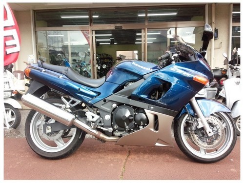 ご成約ありがとうございます。 NO.971 ZZR400 水冷4サイクル4気筒エンジン ツアラー 後期モデル ☆彡