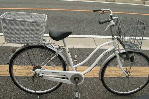 後ろカゴ付きママチャリ26インチ自転車白 L Power 福岡のその他の中古あげます 譲ります ジモティーで不用品の処分