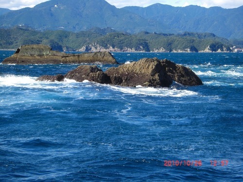 伊豆半島 伊豆諸島で磯釣りしませんか 上モノ 底モノ 夜釣り 地磯 渡船どっちでも ふなむし 三郷のスポーツのメンバー募集 無料掲載の掲示板 ジモティー