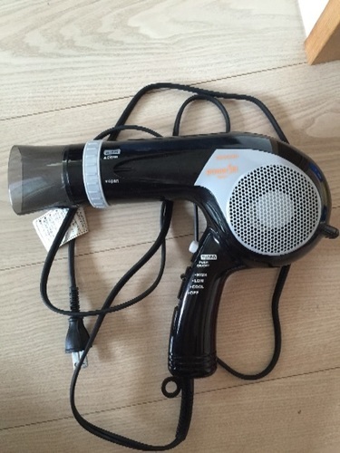 TESCOM ヘアードライヤー TD121