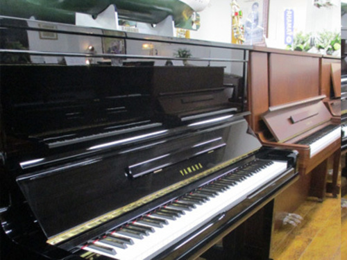ヤマハU30A中古　豊かな音　定番3型モデル