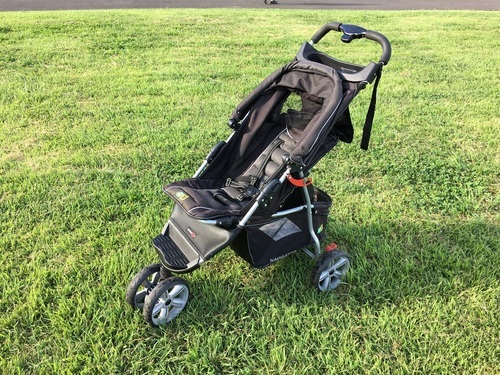 ベビーカー売ります