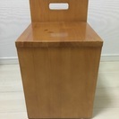 ドレッサー付属の木製椅子