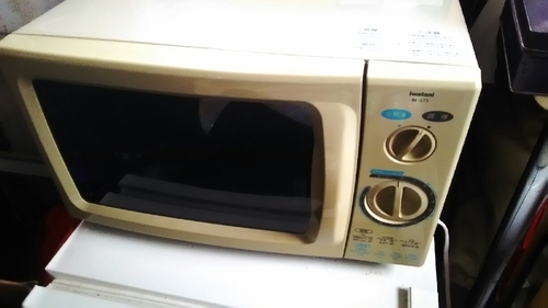 電子レンジ　（ガラスワークに使用）Iwatani　IM-575
