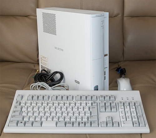 成立御礼！　デスクトップパソコン　NEC ValueStar VL300/S