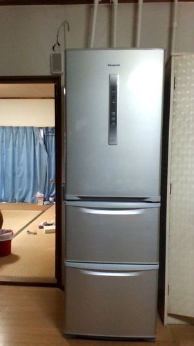 Panasonic 365リットル冷蔵庫：取りに来てくれる方