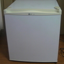 LG冷蔵庫　LR-B05SW　2004年製