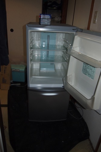 ２００８年製ナショナル小型冷蔵庫135L