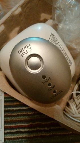 頭皮マッサージ器
