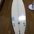 サイモンのサーフボード