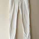 【GU】白のジーンズ