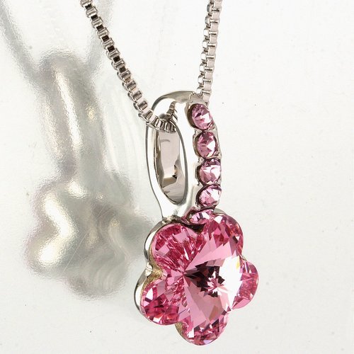 ペンダントスワロフスキー ワン 池袋のアクセサリーの中古 古着あげます 譲ります ジモティーで不用品の処分