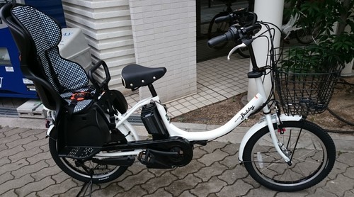 全国最安値！　限定1台のみ！NEWヤマハ　パスバビーXL　リアチャイルドシート付き（リアクッションもついてます）　ホワイト。　その他電動最安値販売中！！