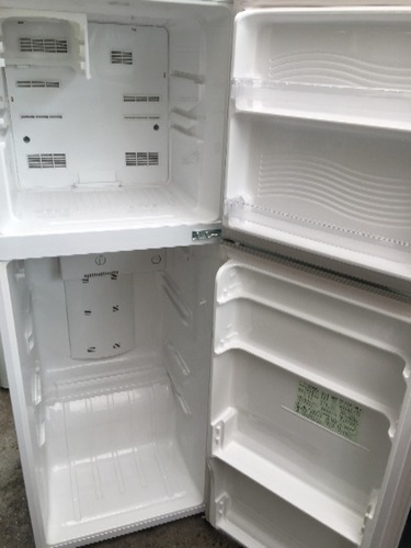 2007年 シャープ 228L冷凍冷蔵庫
