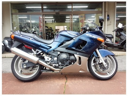 ご成約ありがとうございます。 NO.1018 ZZR400 水冷4サイクル4気筒エンジン 後期モデル ☆彡