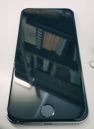 ☆au iPhone6 64GB グレイ ☆