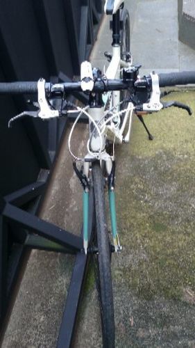 神奈川県の自転車 Bianchi ROMAⅡ ビアンキ ローマ2 クロスバイク
