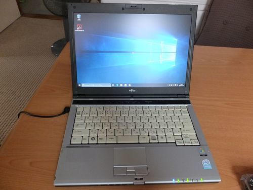 富士通 13.3インチ CPU載せ換えノートパソコン Win10認証済