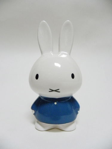 90・定価約5万円！ミキハウス/プチうさこ Dr. Martens⁄ドクターマーチン WHITE STITCH 3 ホール90・定価約5万円